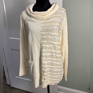 Soft Surroundings Cowl Neck Tunic Sweater Cream Pocket Pullover Womens medium